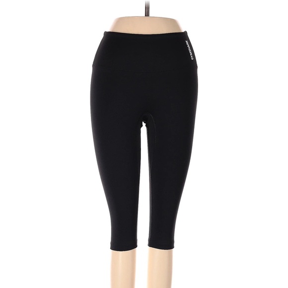 Gymshark Capri Leggings - Picture 2 of 4